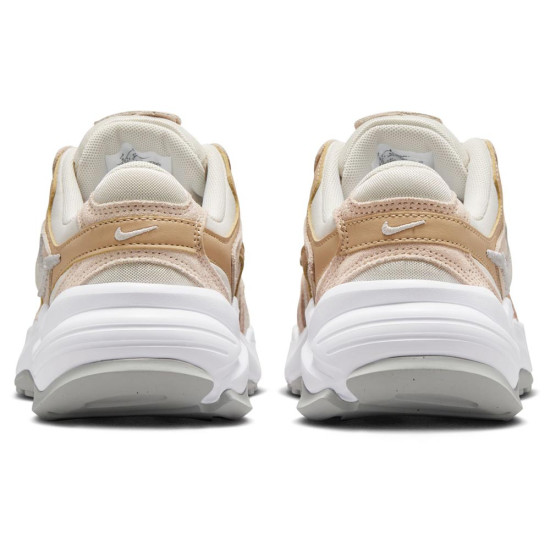 Nike AL8
